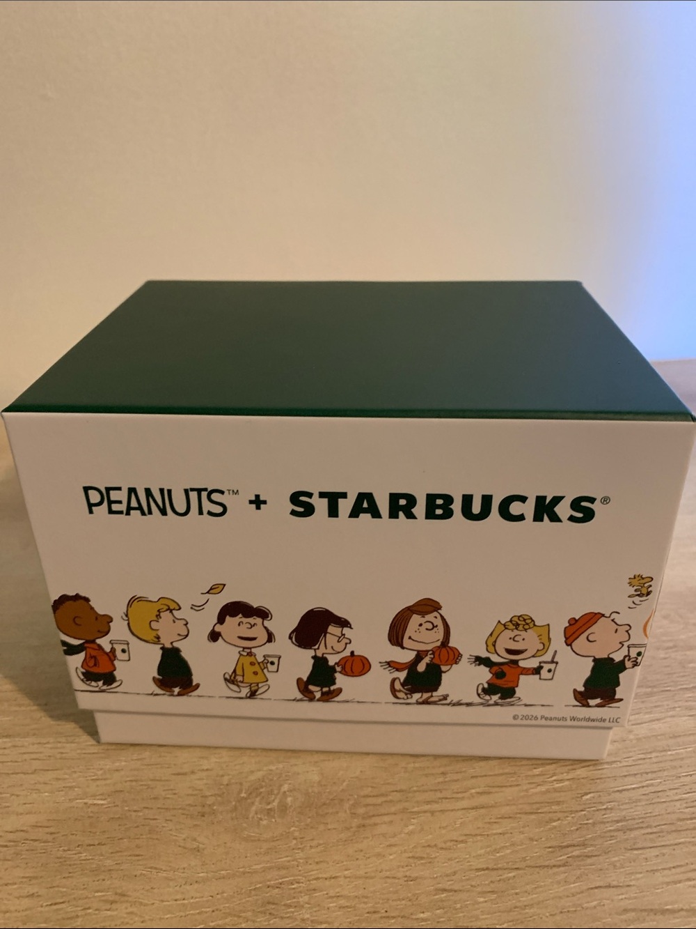 Starbucks PEANUTS mug